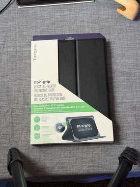 Targus Fit-n-Grip Universal Protective Tablet Case for 10.1"-12.2" Tablets
